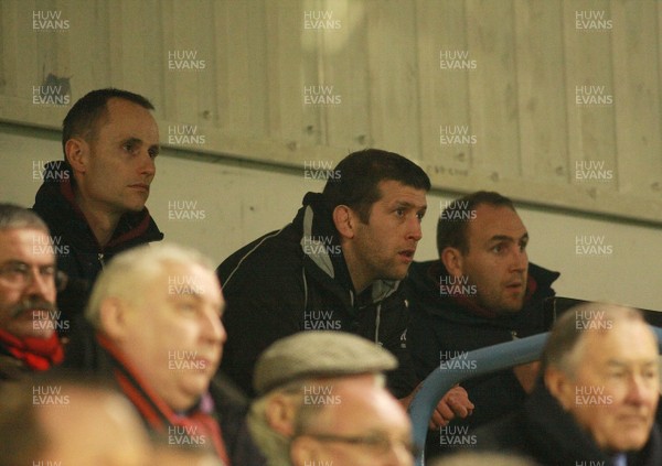 090312 Bridgend RFC v Llandovery RFC - Principality Premiership -Bridgend Head coach Ben Rose(C)