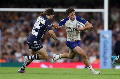 100525 - Bristol Bears v Bath Rugby - Gallagher Premiership - Louie Hennessey of Bath is tackled by Benhard Janse van Rensburg of Bristol 