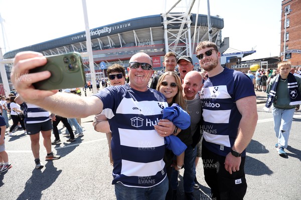 100525 - Bristol Bears v Bath Rugby - Gallagher Premiership - Fans outside the stadium
