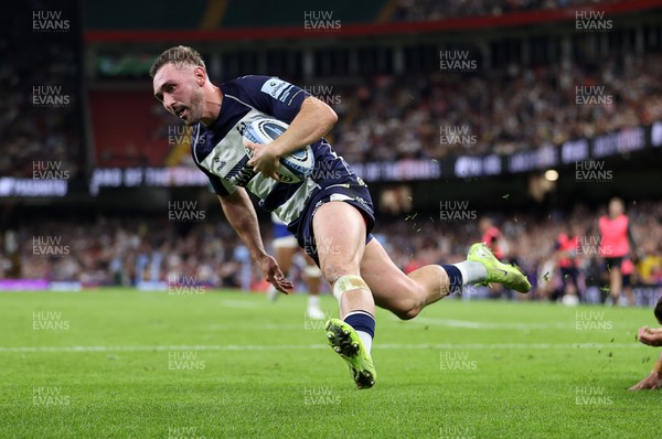 100525 - Bristol Bears v Bath Rugby - Gallagher Premiership - Rich Lane of Bristol runs in to score a try