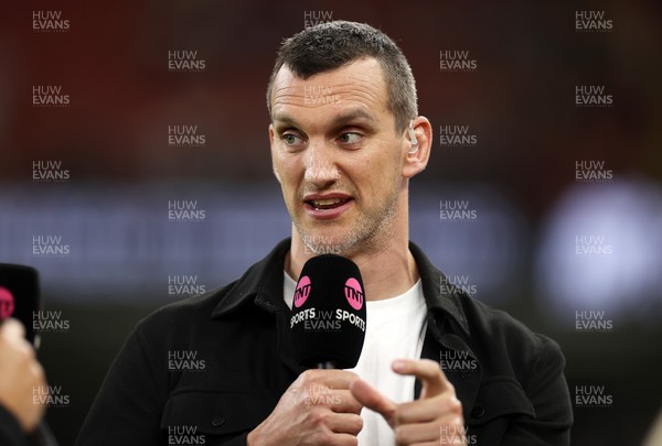 100525 - Bristol Bears v Bath Rugby - Gallagher Premiership - Sam Warburton working for TNT Sports