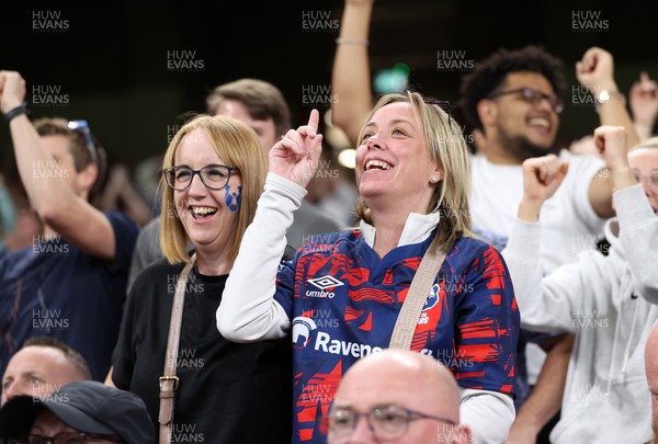 100525 - Bristol Bears v Bath Rugby - Gallagher Premiership - Bristol fans celebrate their team scoring a try