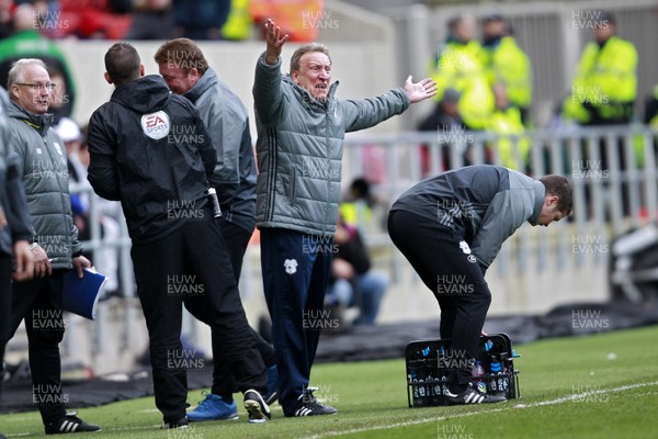 140117 - Bristol City v Cardiff City - Sky Bet Championship  Cardiff City Manager Neil Warnock reacts during the match by Huw Evans Agency