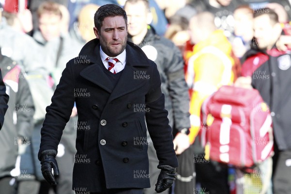 140117 - Bristol City v Cardiff City - Sky Bet Championship  Bristol City Manager Lee Johnson before the match by Huw Evans Agency