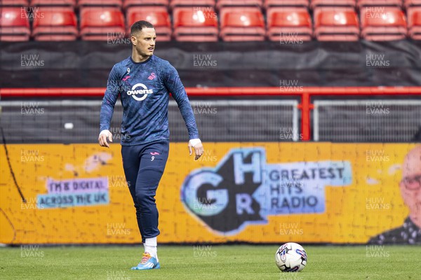 100324 - Bristol City v Swansea City - Sky Bet Championship - Jerry Yates of Swansea City during the warm up
