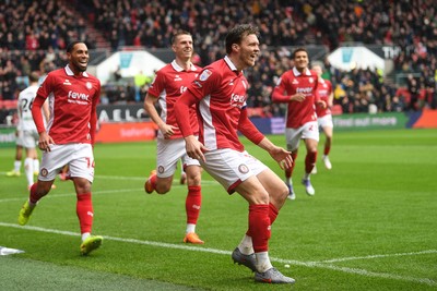 221125 - Bristol City v Swansea City - Sky Bet Championship - Emil Riis Jakobsen of Bristol City heads the ball for Rob Dickie of Bristol City to score the first goal of the game