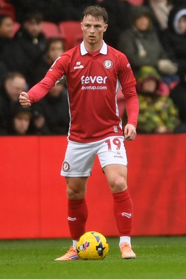221125 - Bristol City v Swansea City - Sky Bet Championship - George Tanner of Bristol City