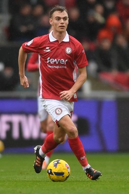 221125 - Bristol City v Swansea City - Sky Bet Championship - Scott Twine of Bristol City