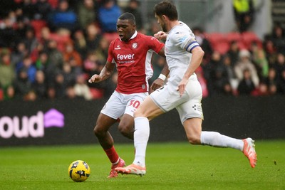 221125 - Bristol City v Swansea City - Sky Bet Championship - Sinclair Armstrong of Bristol City