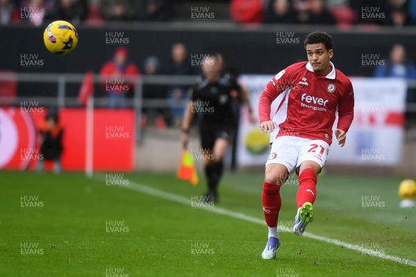 221125 - Bristol City v Swansea City - Sky Bet Championship - Neto Borges of Bristol City