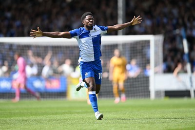220826 - Bristol Rovers v Newport County - Sky Bet League 2 - Bobby Kamwa of Bristol Rovers celebrates scoring a goal and runs towards the Newport fans