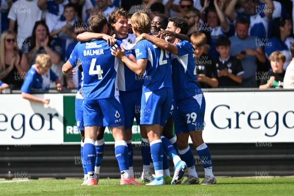 220826 - Bristol Rovers v Newport County - Sky Bet League 2 - Fabrizio Cavegn of Bristol Rovers scores a goal