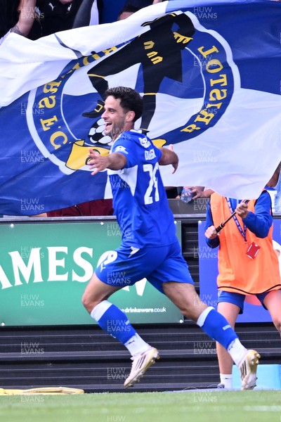 220826 - Bristol Rovers v Newport County - Sky Bet League 2 - Fabrizio Cavegn of Bristol Rovers celebrates scoring a goal