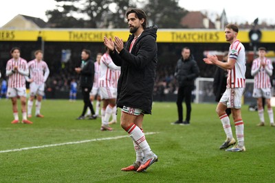 310126 - Bristol Rovers v Newport County - Sky Bet League 2 - Liam Shepard of Newport County apologises to the travelling supporters at full time