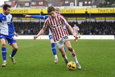 310126 - Bristol Rovers v Newport County - Sky Bet League 2 - Harrison Biggins of Newport County