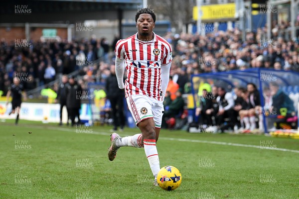 310126 - Bristol Rovers v Newport County - Sky Bet League 2 - Bobby Kamwa of Newport County pulls up whilst making a run