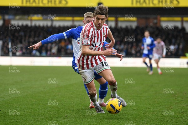 310126 - Bristol Rovers v Newport County - Sky Bet League 2 - Harrison Biggins of Newport County