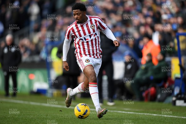 310126 - Bristol Rovers v Newport County - Sky Bet League 2 - Bobby Kamwa of Newport County