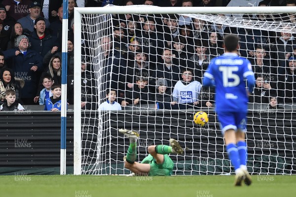 310126 - Bristol Rovers v Newport County - Sky Bet League 2 - Fabrizio Cavegn of Bristol Rovers scores a goal