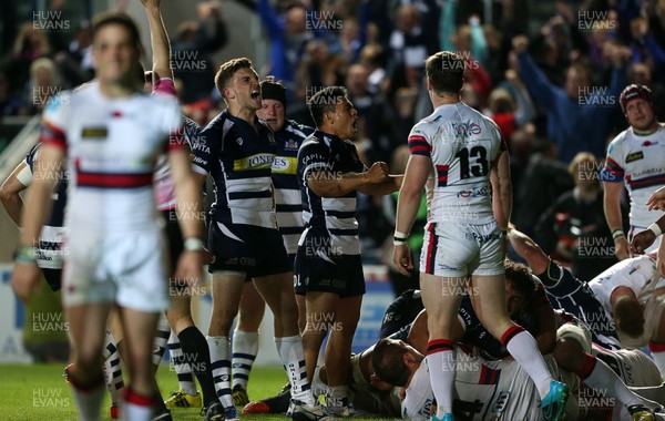 250516 - Bristol Rugby v Doncaster Knights - Championship Final - Bristol celebrate as James Phillips scores a try