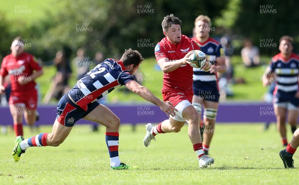 190817 - Bristol Rugby v Scarlets Rugby - Pre Season Friendly - Steff Evans of Scarlets runs with the ball