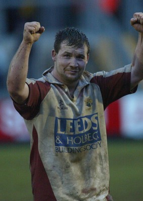 020203 - Bristol v Leeds - Zurich Premiership - Leeds Hooker Mark Regan Celebrates the 17-12 victory over Bristol