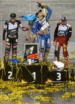 210718 - British FIM Speedway Grand Prix, Cardiff - Bartosz Zmarzlik from Poland celebrates after winning the British FIM Speedway Grand Prix