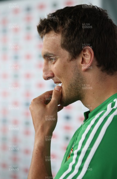 150513 - British and Irish Lions Training session, Vale Resort, Cardiff - The British and Irish Lions captain Sam Warburton gives media interviews 