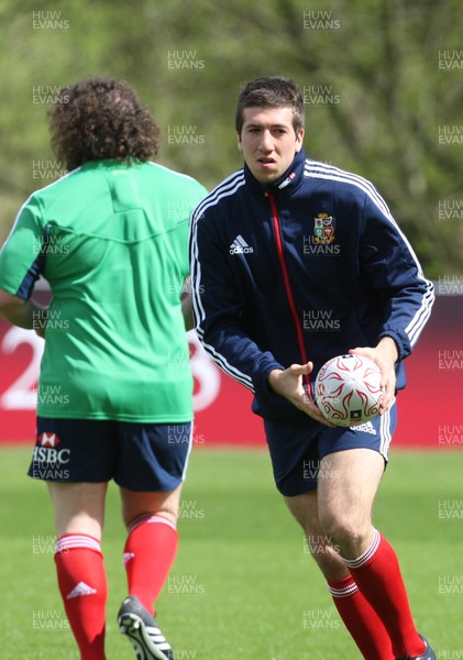 150513 - British and Irish Lions Training session, Vale Resort, Cardiff - Justin Tipuric during training session