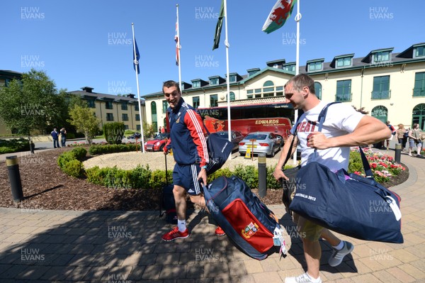 100713 - Welsh British & Irish Lions Arrive Back in Wales  -Sam Warburton is helped by his twin brother Ben after arriving at the Vale Hotel from the British & Irish Lions tour of Australia