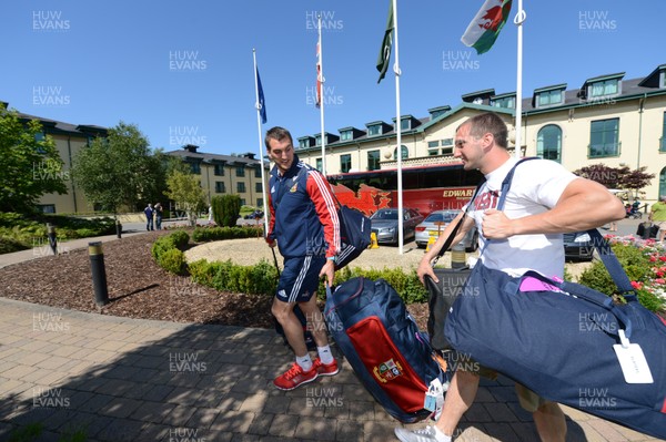 100713 - Welsh British & Irish Lions Arrive Back in Wales  -Sam Warburton is helped by his twin brother Ben after arriving at the Vale Hotel from the British & Irish Lions tour of Australia