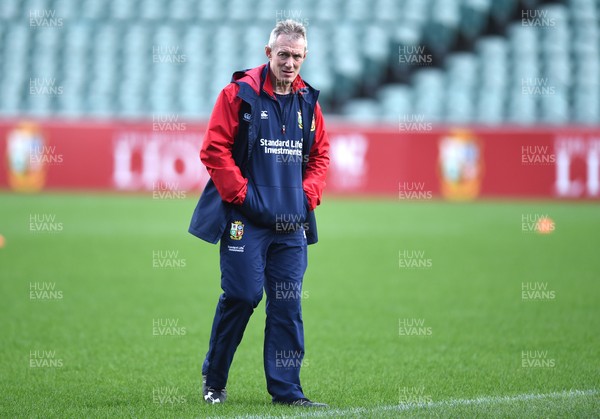 060717 - British & Irish Lions Training - Rob Howley during training