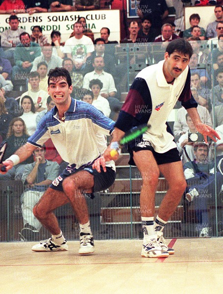 010497 - British Open Squash Championships - Ireland's Derek Ryan and Jansher Khan