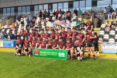 270426 - Bro Teifi v Maes Y Gwendraeth - Road to Principality Finals - Boys U18s Plate - Bro Teifi players celebrate lifting the plate at full time