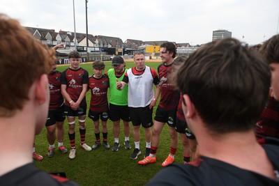 270426 - Bro Teifi v Maes Y Gwendraeth - Road to Principality Finals - Boys U18s Plate - Bro Teifi huddle at full time