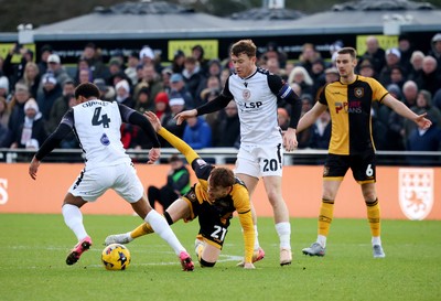 010126 - Bromley v Newport County - Sky Bet League 2 - Michael Spellman of Newport County