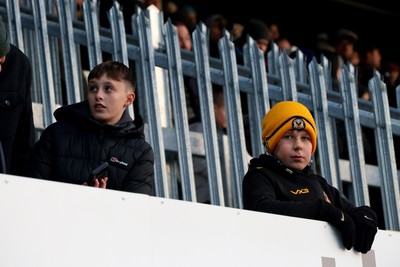 010126 - Bromley v Newport County - Sky Bet League 2 - Newport fans