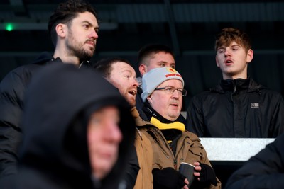 010126 - Bromley v Newport County - Sky Bet League 2 - Newport fans