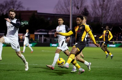 010126 - Bromley v Newport County - Sky Bet League 2 - Bobby Kamwa of Newport County