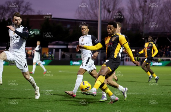 010126 - Bromley v Newport County - Sky Bet League 2 - Bobby Kamwa of Newport County