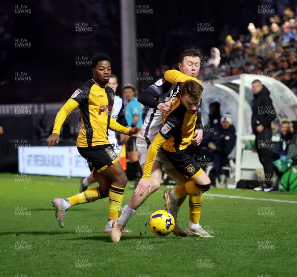 010126 - Bromley v Newport County - Sky Bet League 2 - Michael Spellman of Newport County