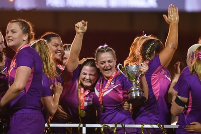 220426 - Brunel v Loughborough - Women's BUCS Final - Loughborough celebrate lifting the trophy at full time