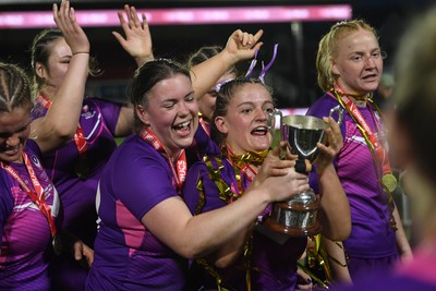 220426 - Brunel v Loughborough - Women's BUCS Final - Loughborough celebrate lifting the trophy at full time