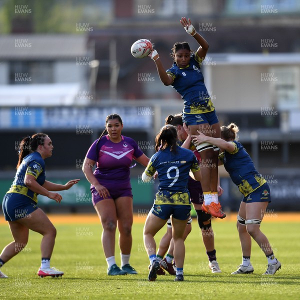 220426 - Brunel v Loughborough - Women's BUCS Final - Jas Adonri of Brunel wins the line-out