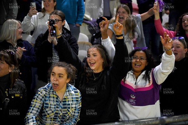 220426 - Brunel v Loughborough - Women's BUCS Final - Loughborough fans celebrate with the players at full time