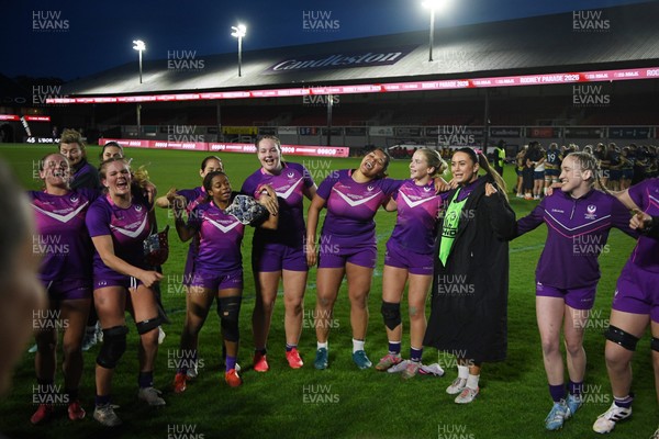 220426 - Brunel v Loughborough - Women's BUCS Final - Loughborough players celebrate the win at full time
