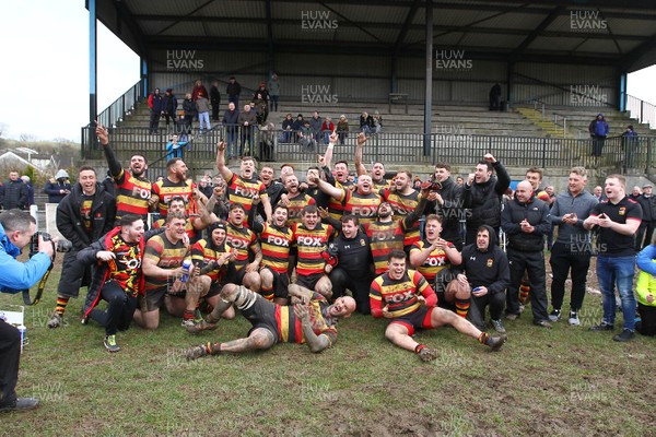 310318 - Brynmaer RFC v Nelson RFC - WRU National Plate Competition - Semi Final - Brynmawr celebrate winning a place in the final after extra time  