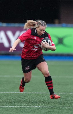 110126 - Brython Thunder v  Clovers, Celtic Challenge - Rhian Bowden of Brython Thunder charges forward