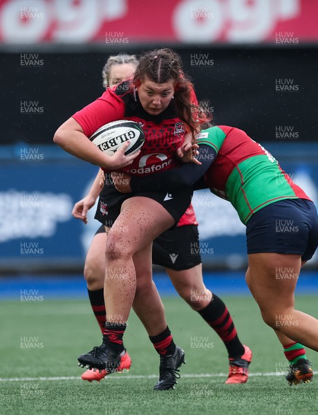 110126 - Brython Thunder v  Clovers, Celtic Challenge - Stella Orrin of Brython Thunder drives forward