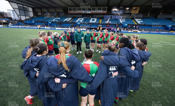 110126 - Brython Thunder v  Clovers, Celtic Challenge - Clovers huddle up at the end of the match
